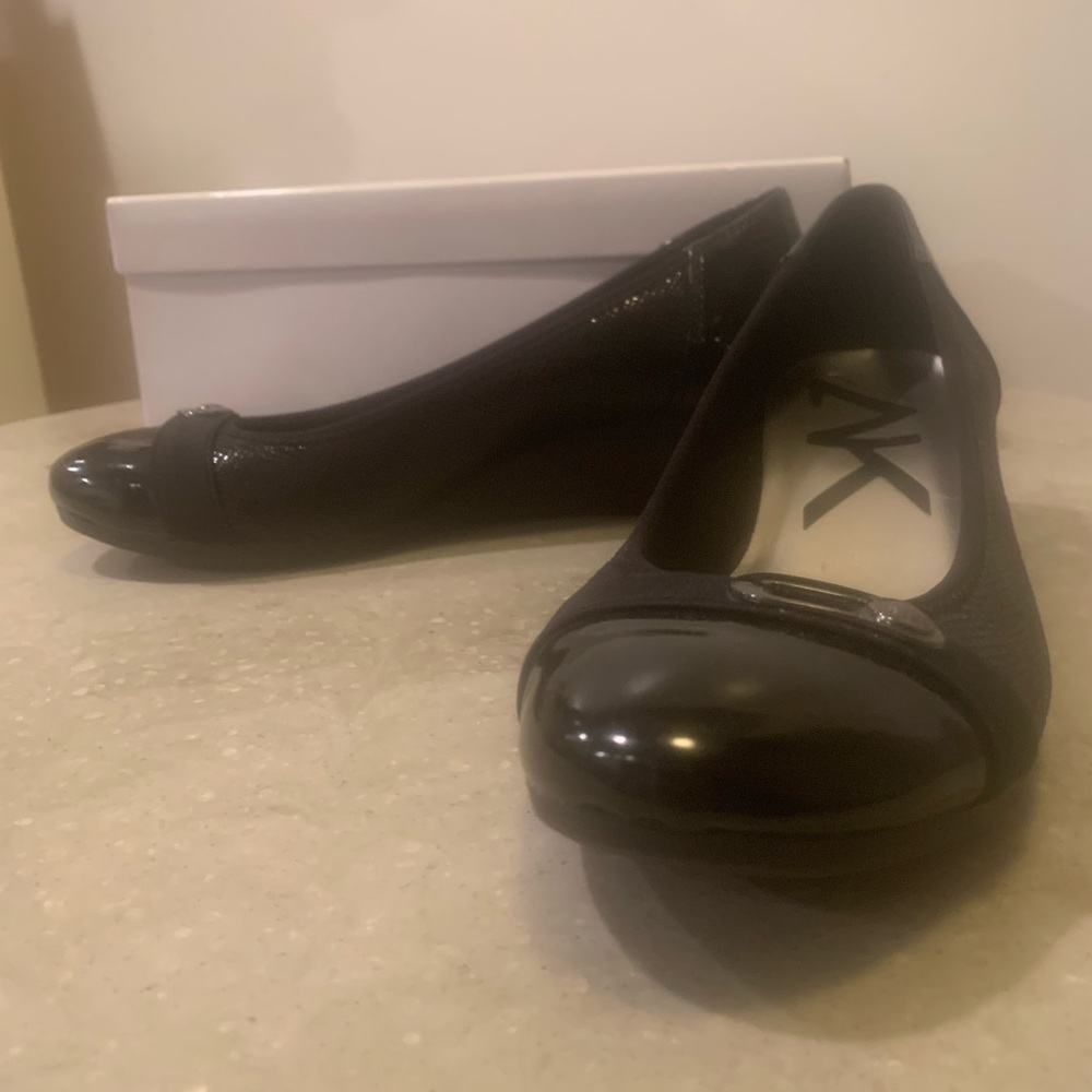 Anne Klein Sport Black Flats | Woman’s 7.5